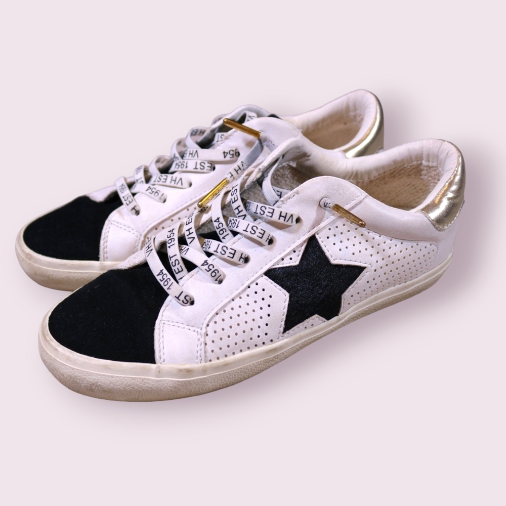 Vintage Havana Gadol Ro Women's Black and Gold Sneakers Size 8.5